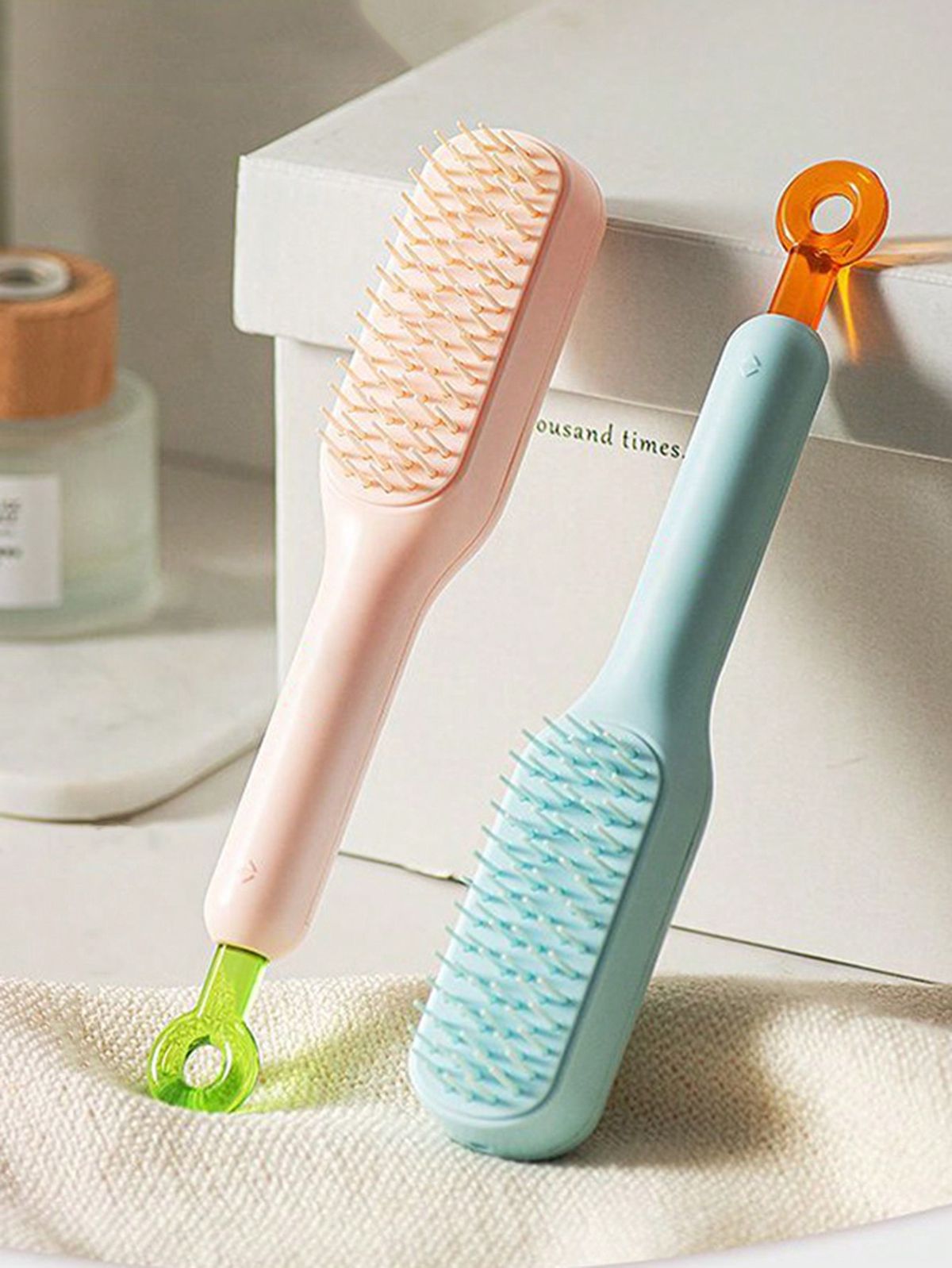 Self-Cleaning Hair Brush - Glasty.store